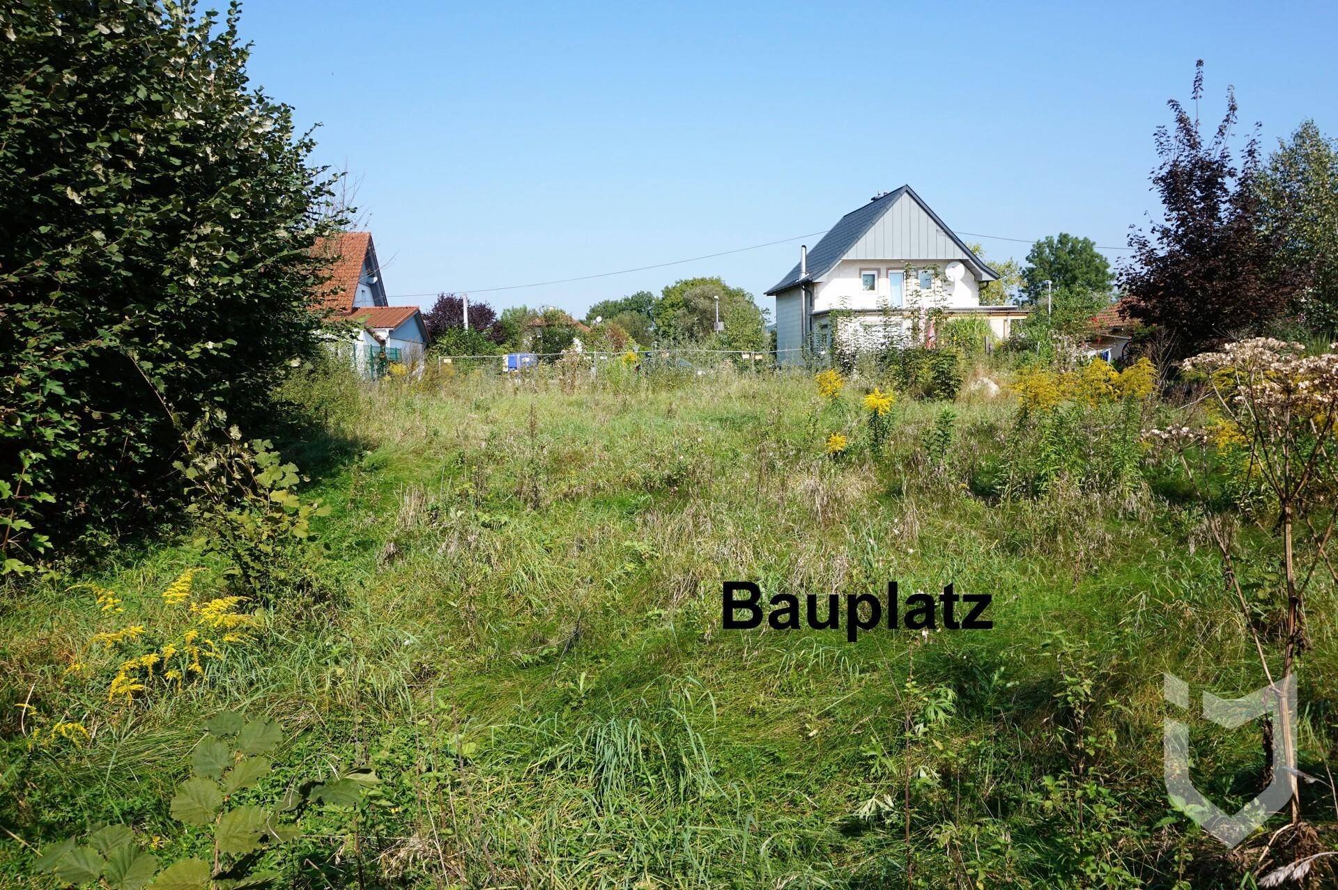 Grundstück