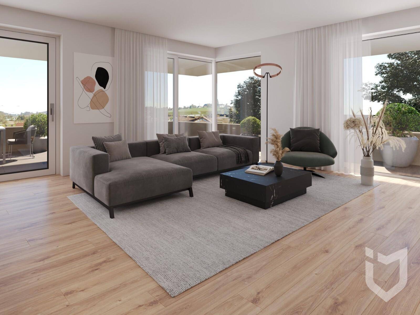 Helles Wohnzimmer mit großen Fenstern, Holzboden und direktem Zugang zu einem Balkon.