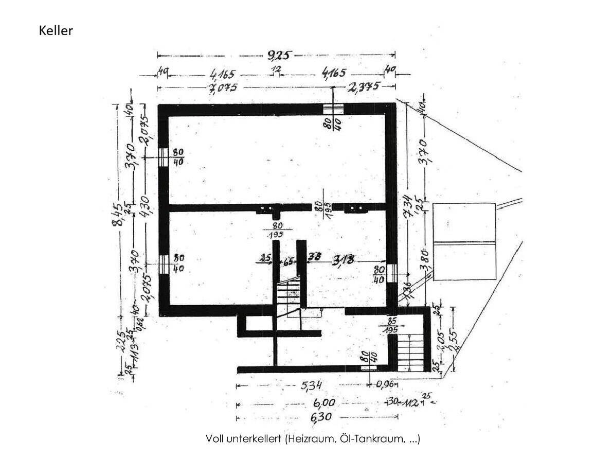 Grundriss des vollständig unterkellerten Kellers mit Heizraum und Öltankraum.