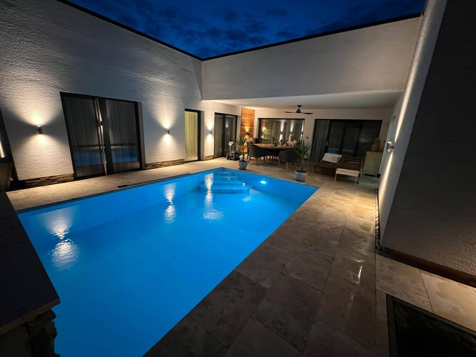 • WOHNEN IM ALMTAL - LUXURIÖSER BUNGALOW MIT GARTENSAUNA UND BEHEIZTEM POOL - Ansicht 5