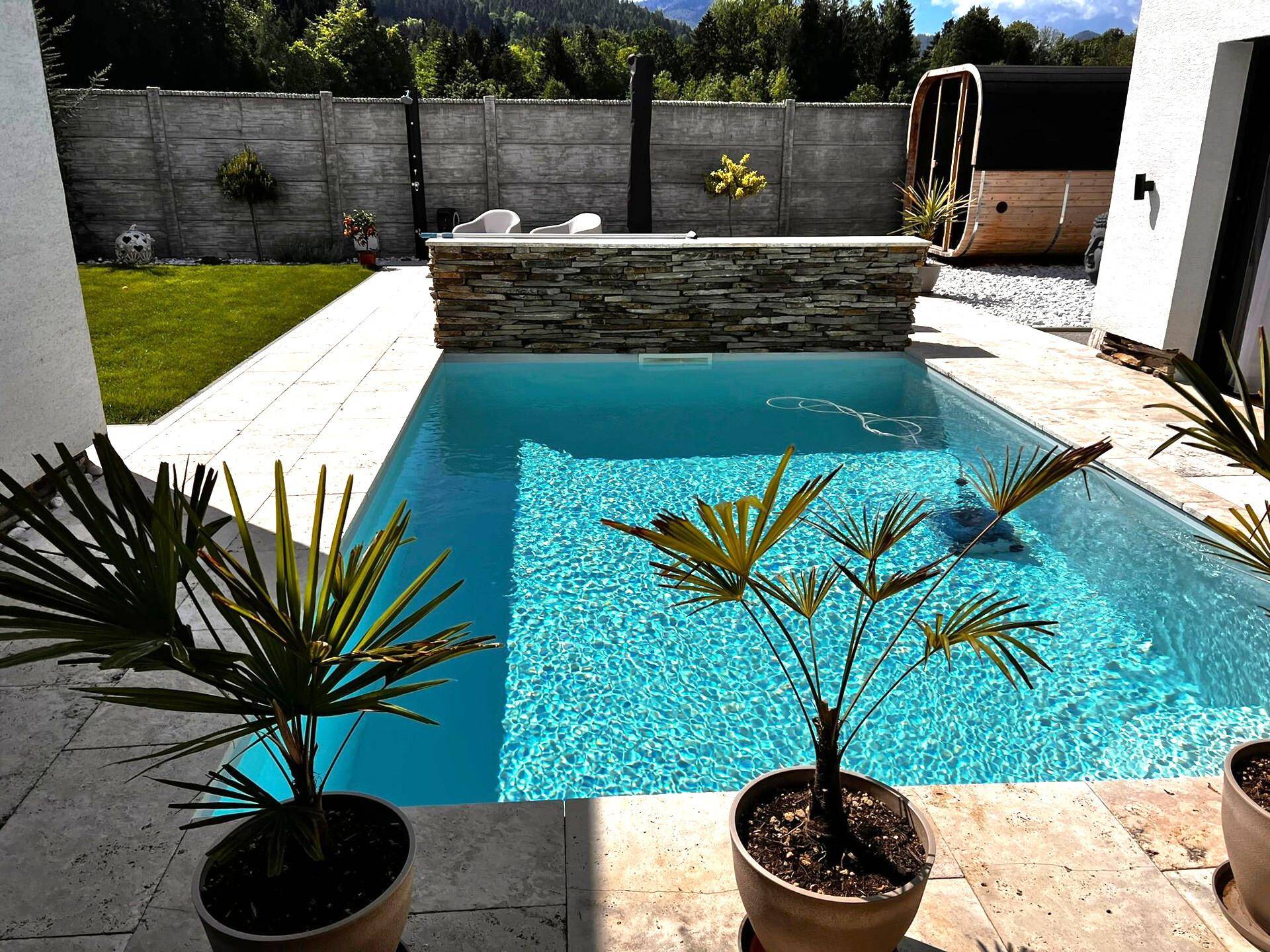 • WOHNEN IM ALMTAL - LUXURIÖSER BUNGALOW MIT GARTENSAUNA UND BEHEIZTEM POOL - Ansicht 3