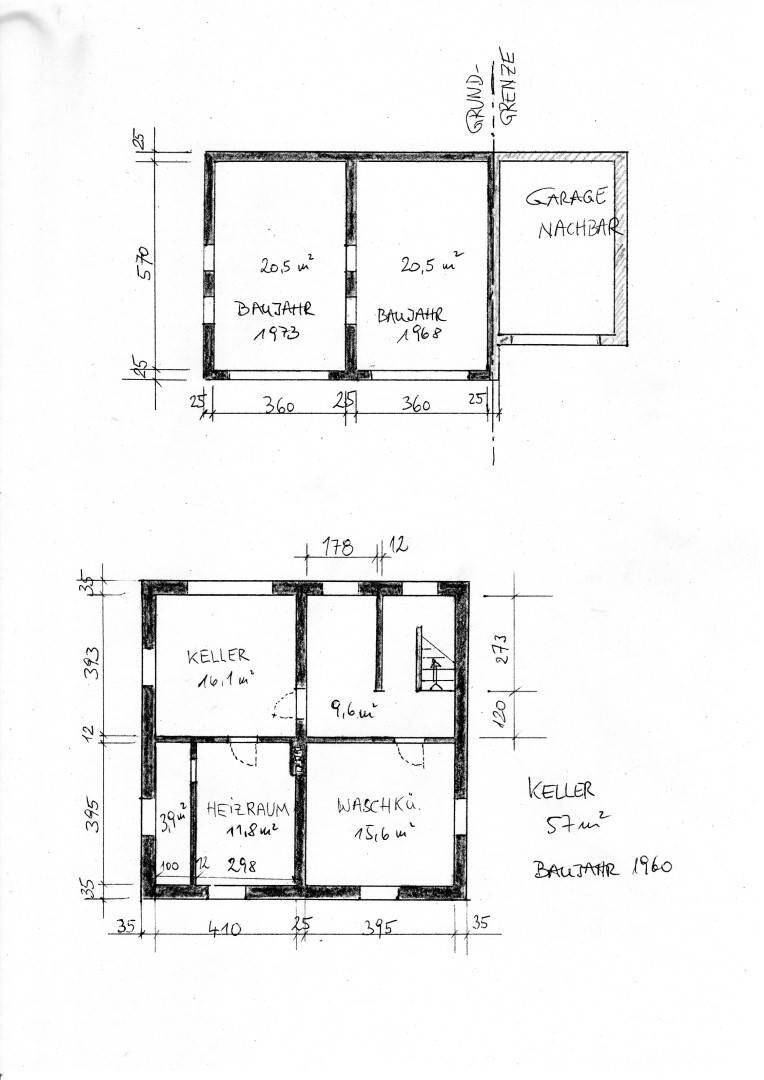 Handgezeichneter Grundriss des Kellers und der Garage mit Raumgrößen und Funktionen.