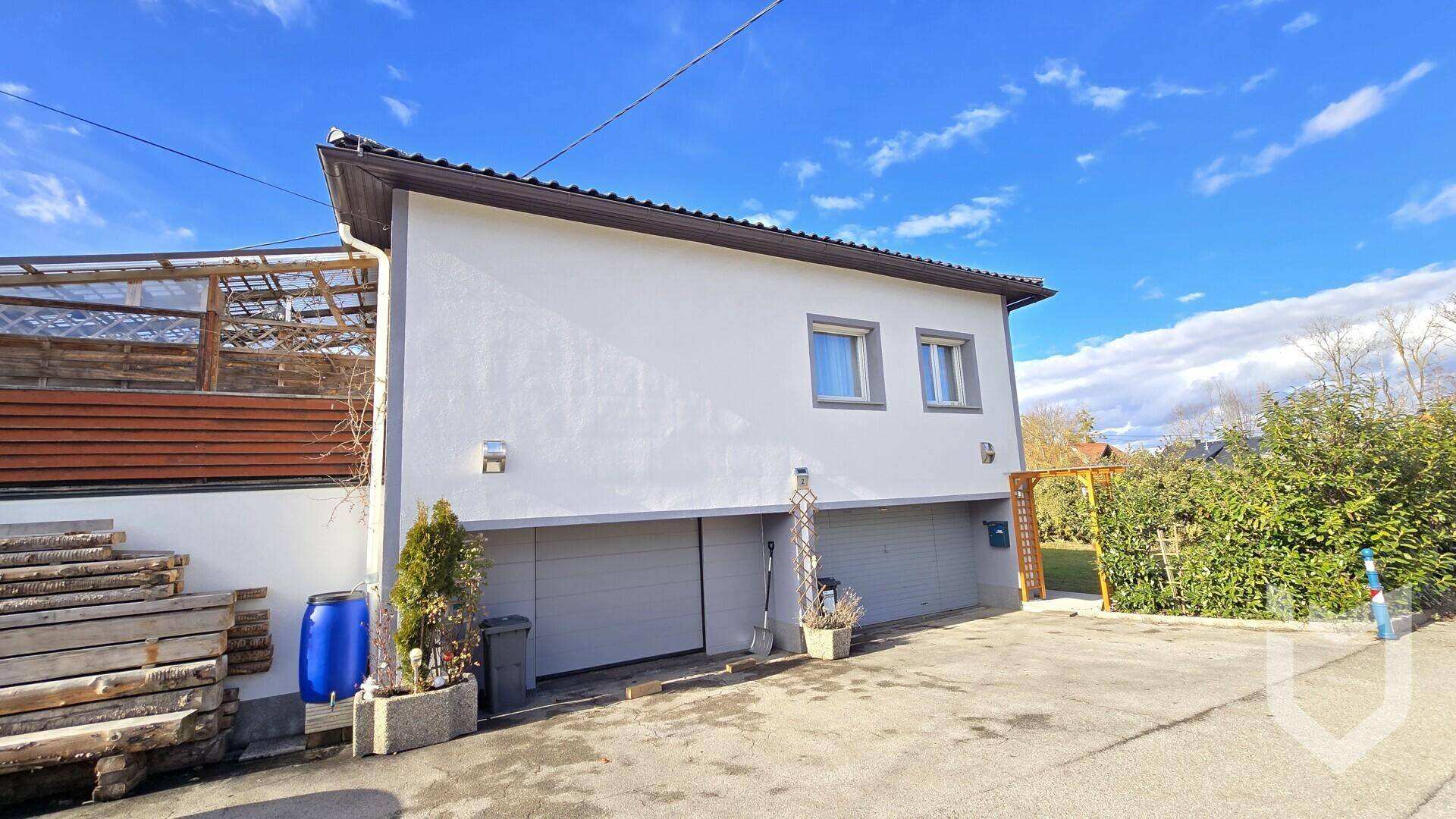 GROßZÜGIGES EINFAMILIENHAUS MIT VIEL RAUM FÜR IDEEN – pohled 3