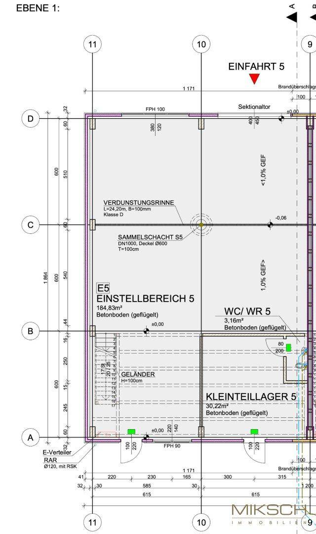 Detaillierter Grundriss der Ebene 1 mit Lagerbereichen, WC und Einfahrt.