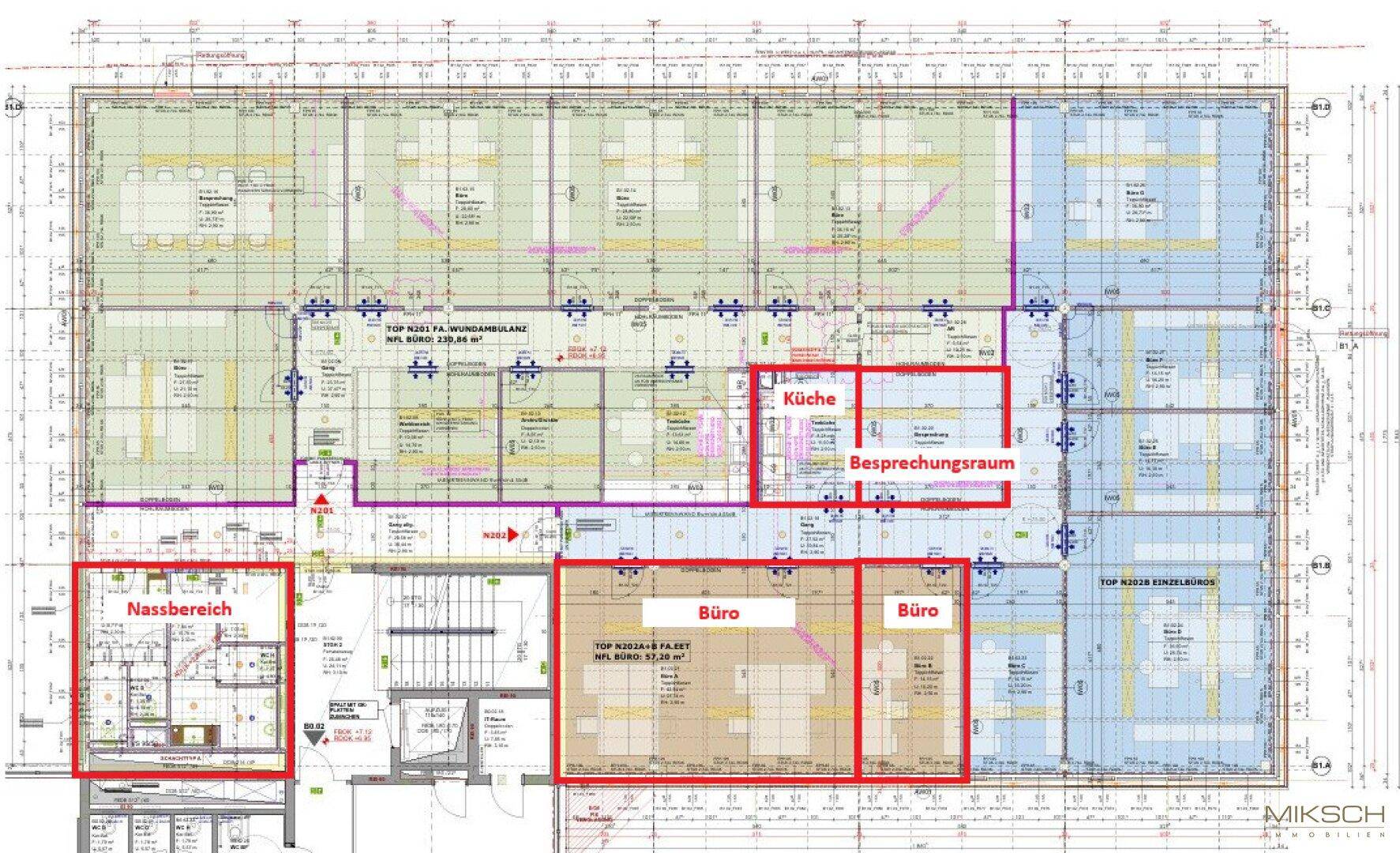 Grundrissplan einer Etage mit mehreren Büros, einem Besprechungsraum, einer Küche und einem Nassbereich.