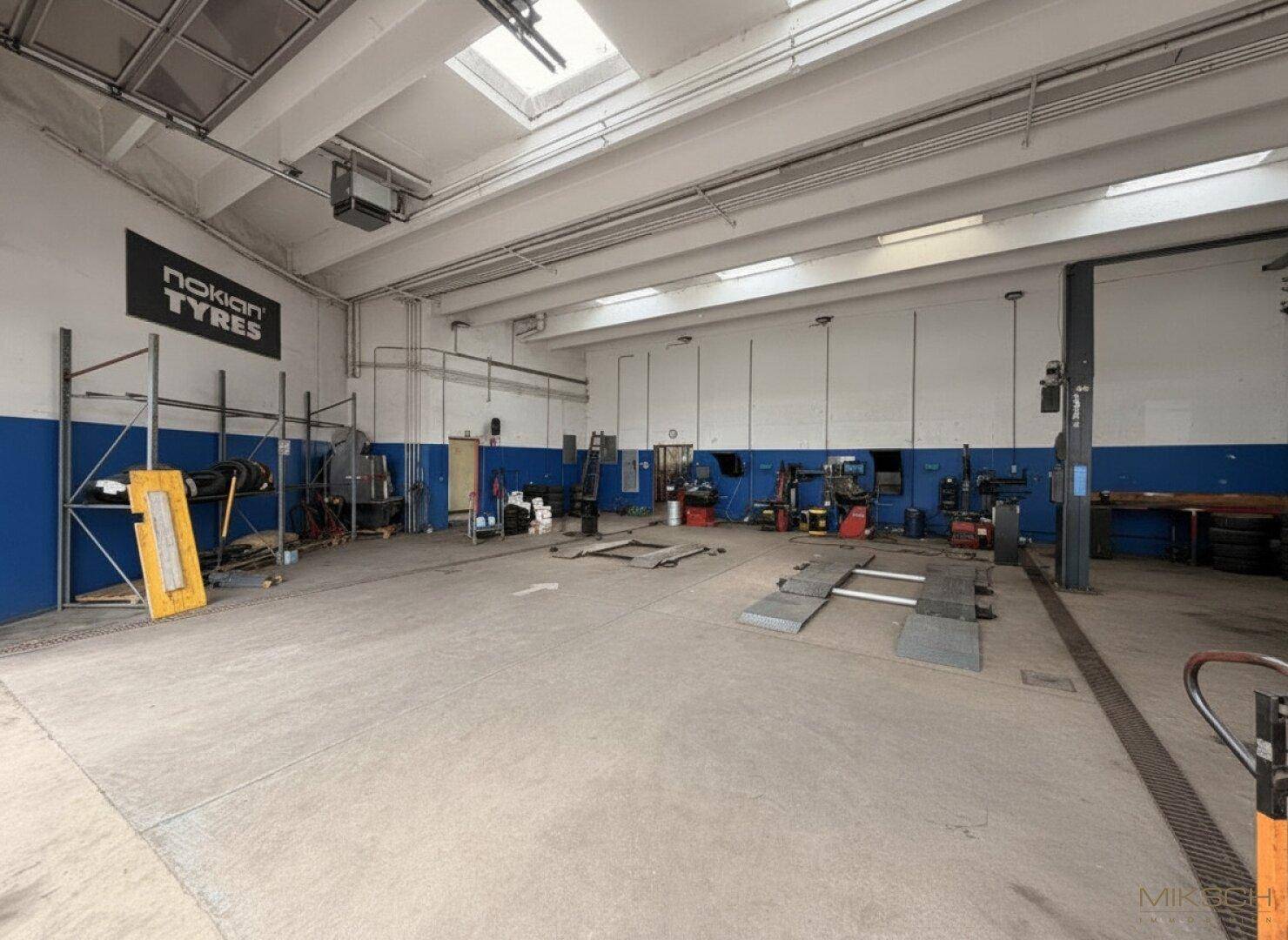 Werkstatt I ca. 700m² I St. Pölten I Lager I Reifenaufzug I 3 Hebebühnen – pohled 2