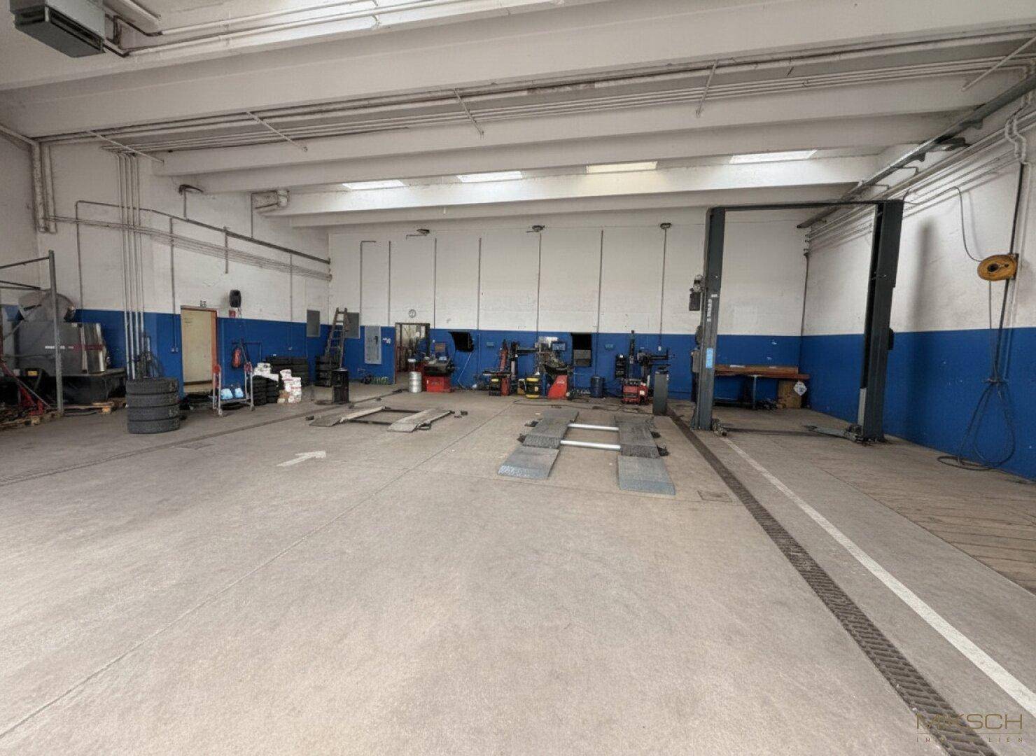 Werkstatt I ca. 700m² I St. Pölten I Lager I Reifenaufzug I 3 Hebebühnen – pohled 3