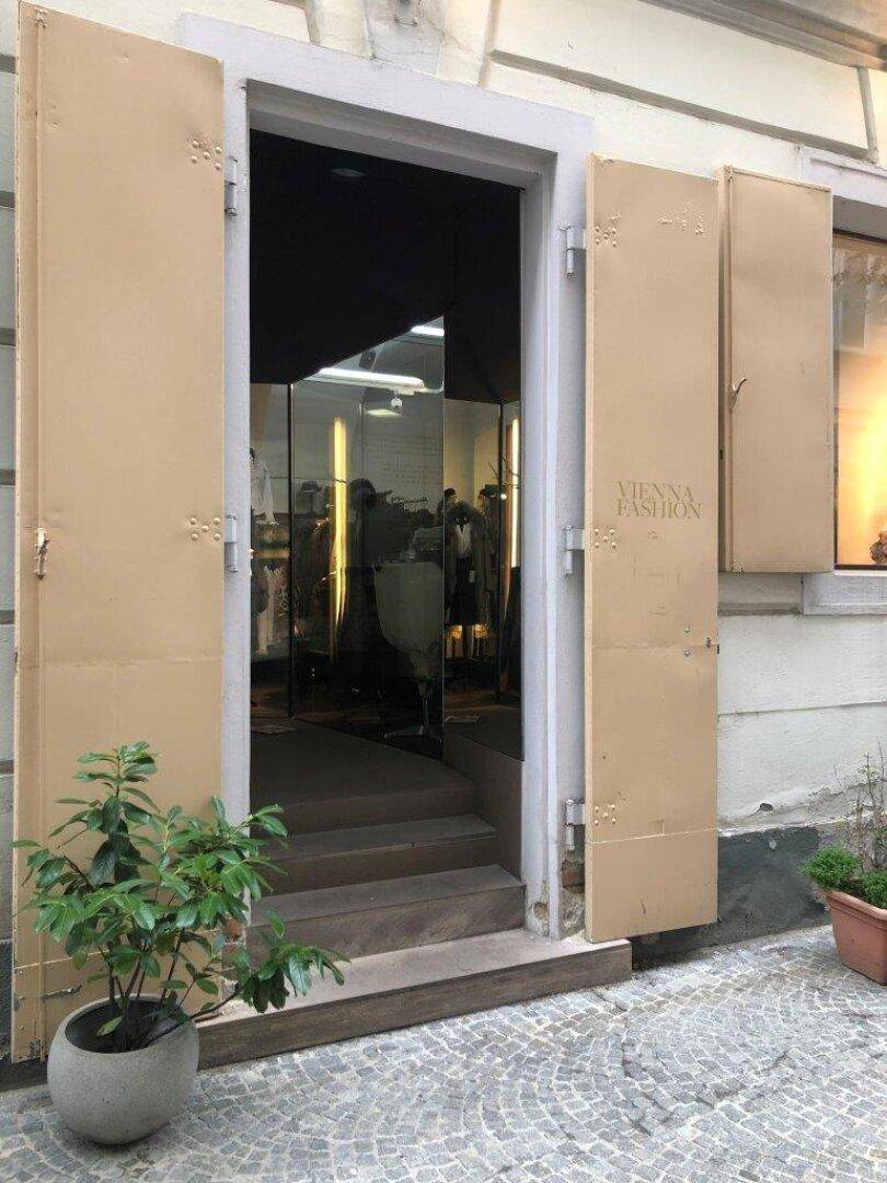 Bestens eingeführte MODE/TRACHTENBOUTIQUE im ZENTRUM WIENS - Mehr