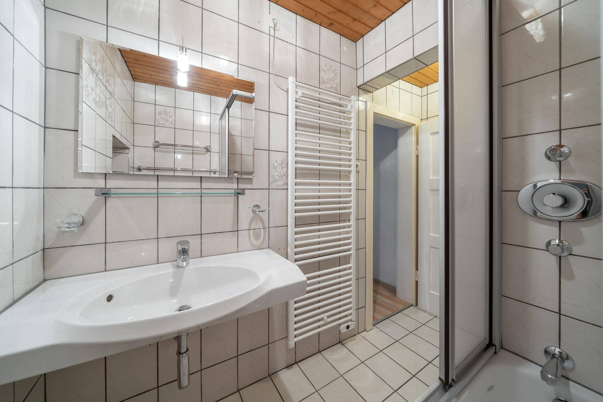 Badezimmer 2