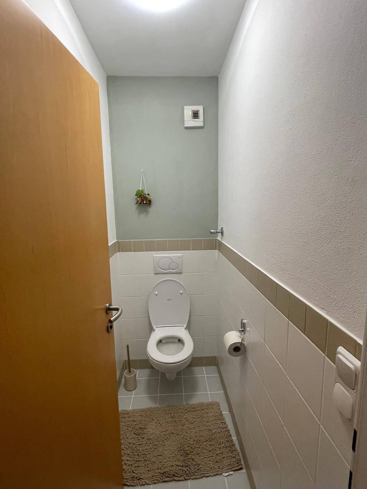 Helle, komplett neu renovierte und möblierte 66 m² Wohnung mit Balkon in Neusiedl am See – ab September 2026 verfügbar – pohled 6