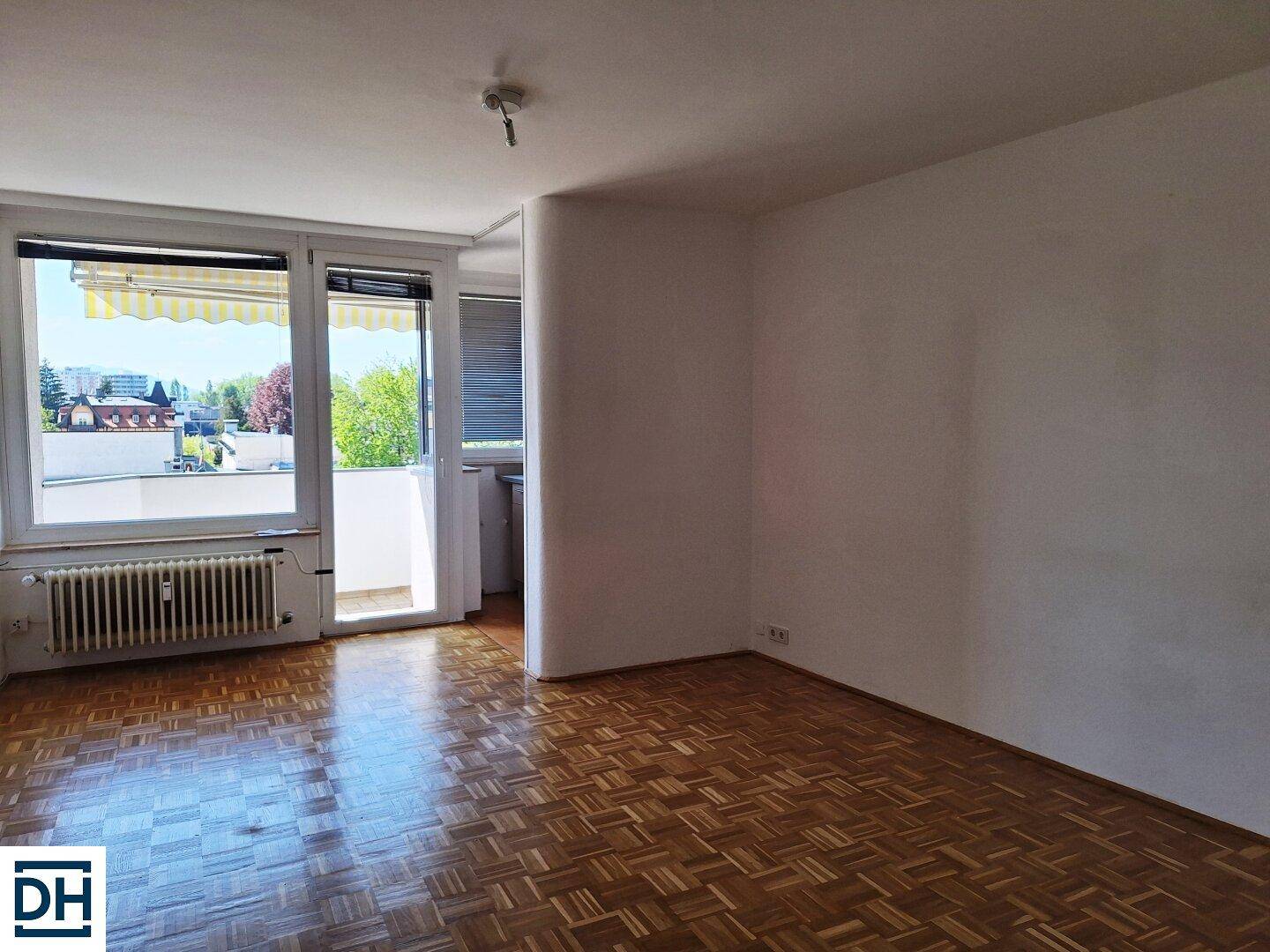 Wohn-Ess-Küchenbereich