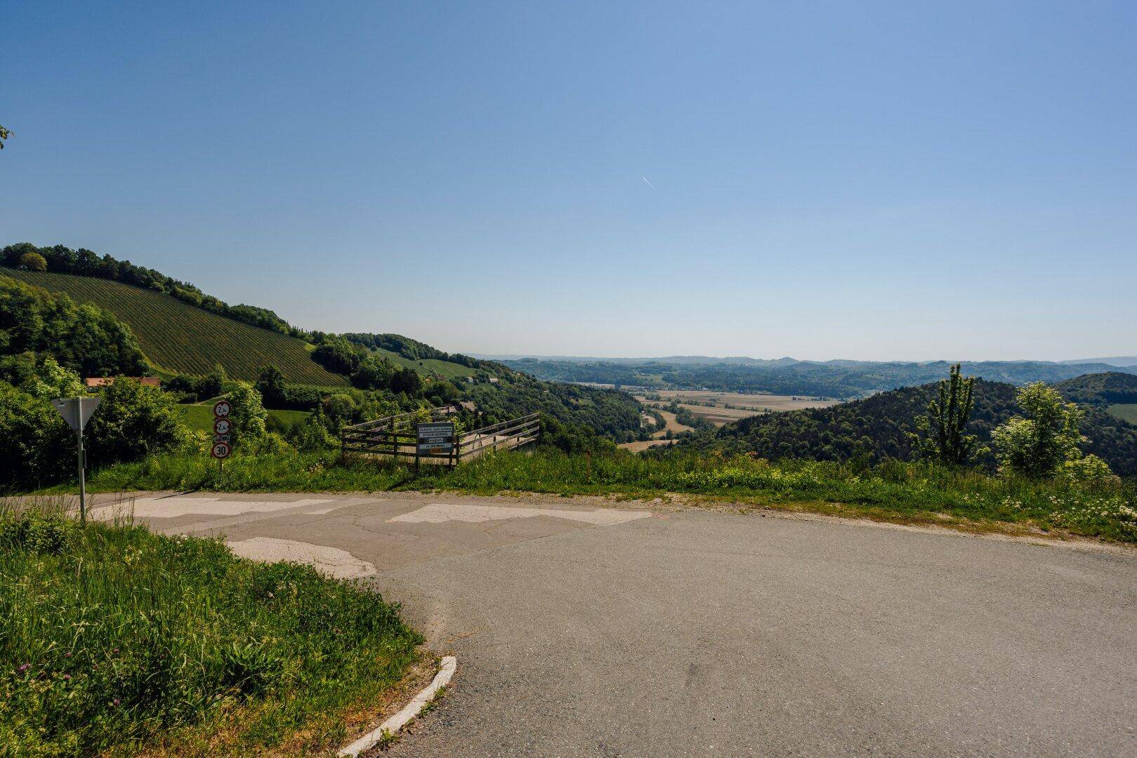 Baugrund mit atemberaubendem Ausblick über die Südsteirische Weinregion! - Ansicht 5