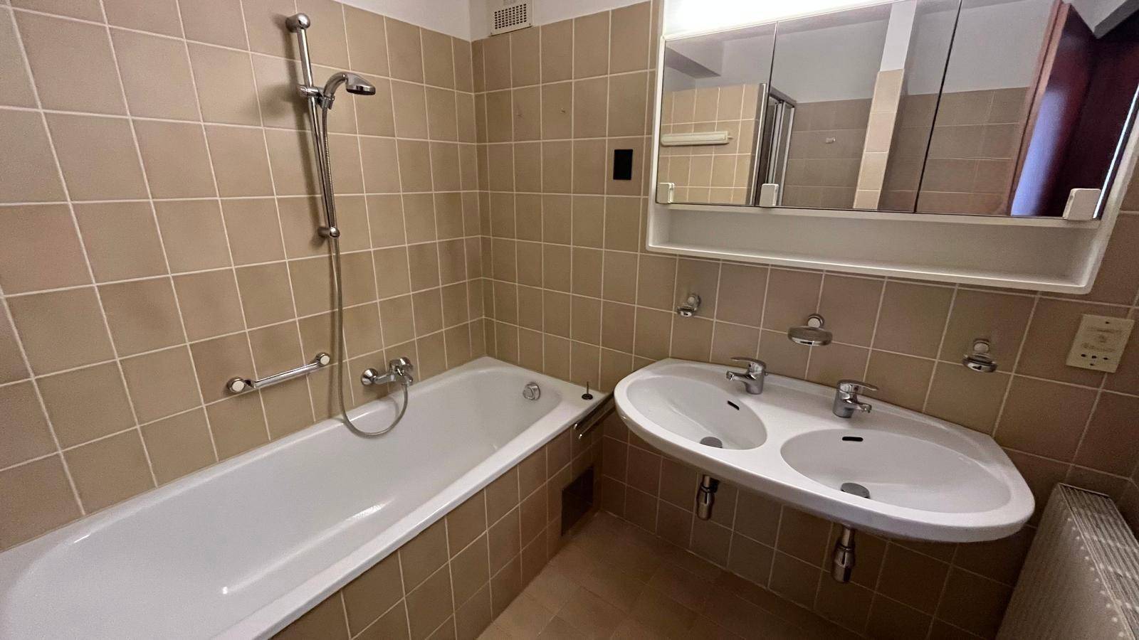 GERÄUMIG und SCHÖN! Wohnung mit Traumterrasse in absoluter TOP Lage in Mauer! - Ansicht 5