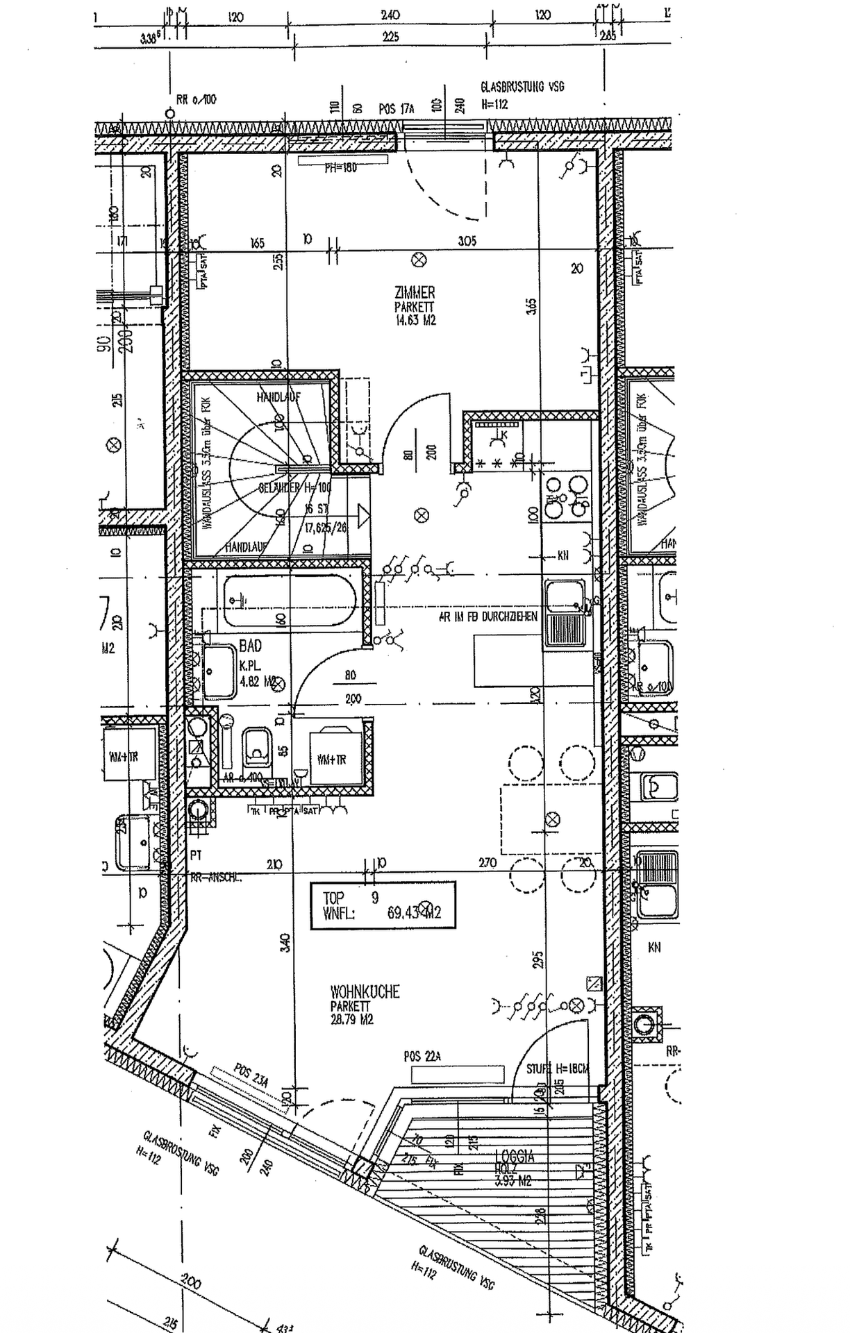 Grundriss einer Wohnung mit Wohnküche, Zimmer, Bad und einer Loggia.