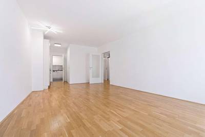 3-Zimmer-Wohnung mit Balkon, 59 m², Mariahilf, Mariahilf
