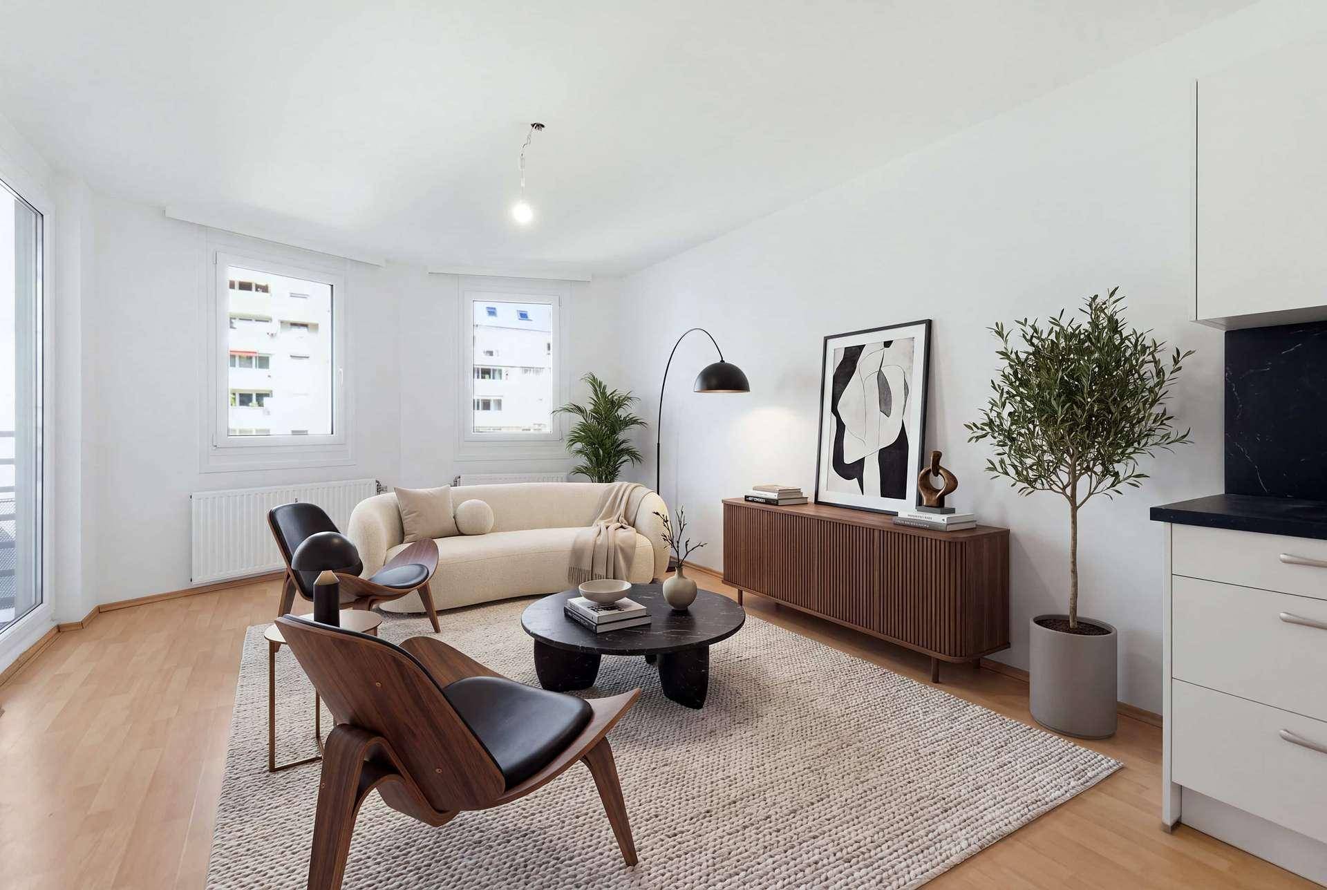 Virtuell inszeniertes Wohnzimmer mit modernen Möbeln, Parkettboden und viel Tageslicht.