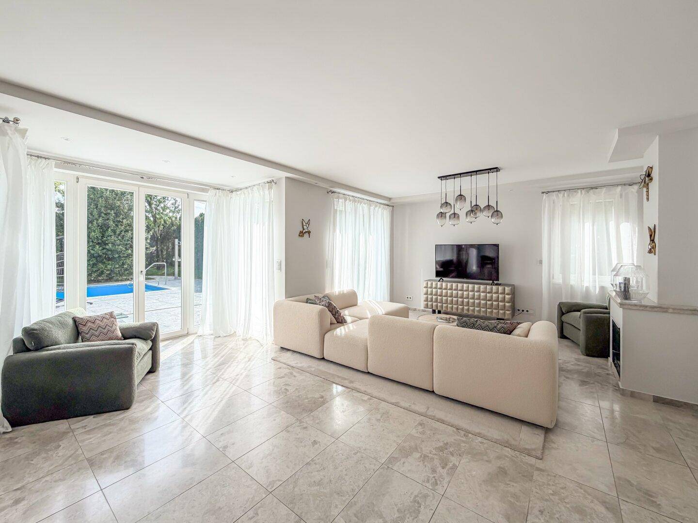 Exclusive Luxury Villa with Pool, Rooftop Terrace &amp; Panoramic Views over Vienna | 1190 Vienna | Fully Furnished – pohled 2