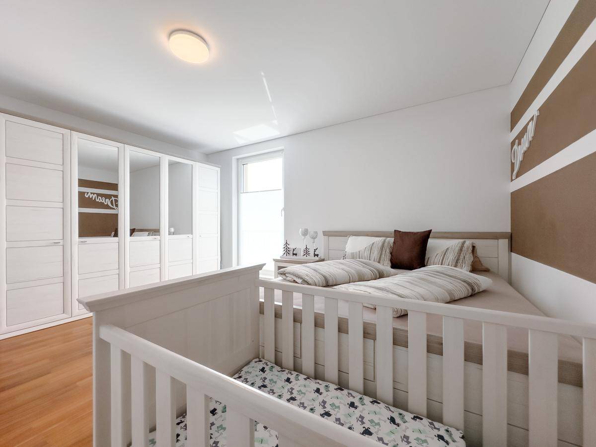 Schlafzimmer 2