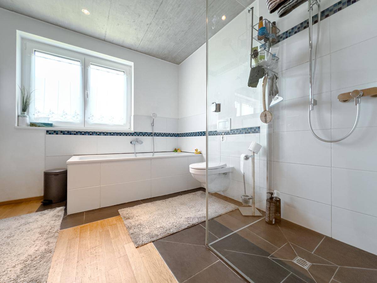 Badezimmer 1