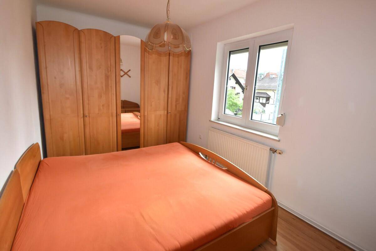 Zentral gelegene 3-Zimmer Wohnung mit Garage in Waidhofen / Ybbs - Ansicht 4