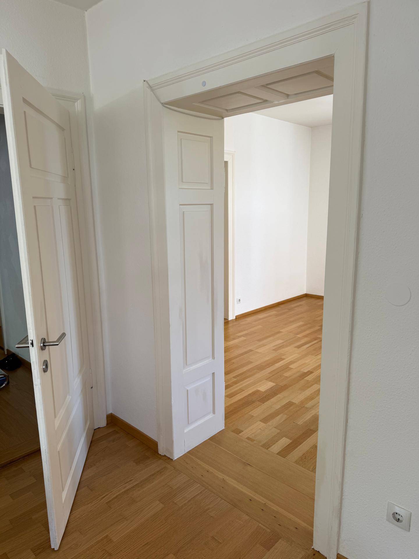 Stilvolle, sanierte 3 Zimmer-Altbauwohnung mit großem Balkon in Top Lage – Belruptstraße 36, Bregenz - Widok 5