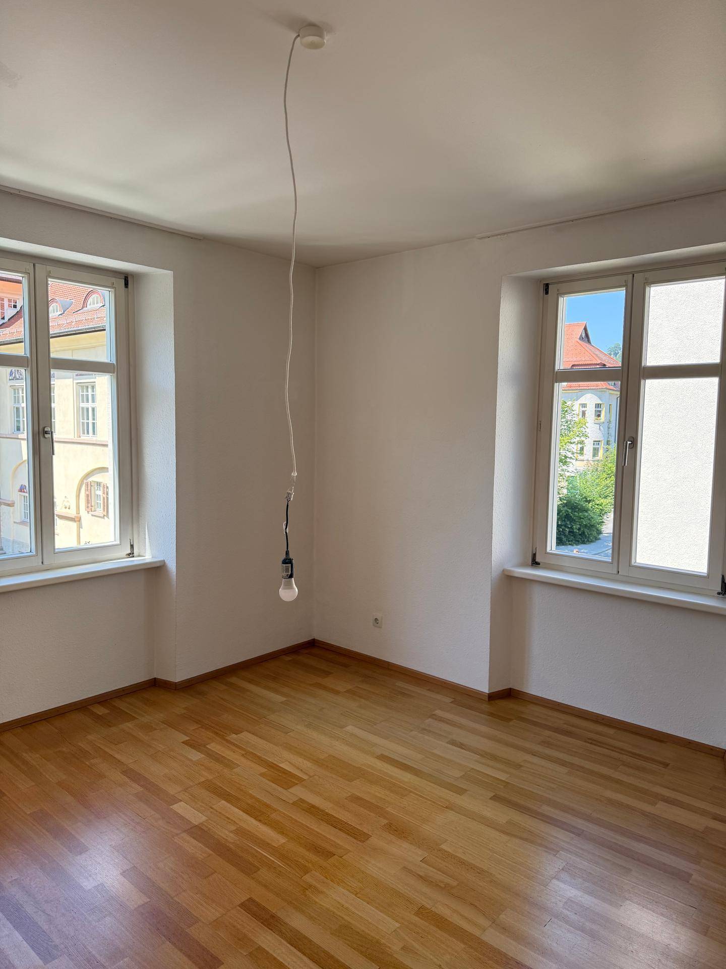 Stilvolle, sanierte 3 Zimmer-Altbauwohnung mit großem Balkon in Top Lage – Belruptstraße 36, Bregenz - Widok 6
