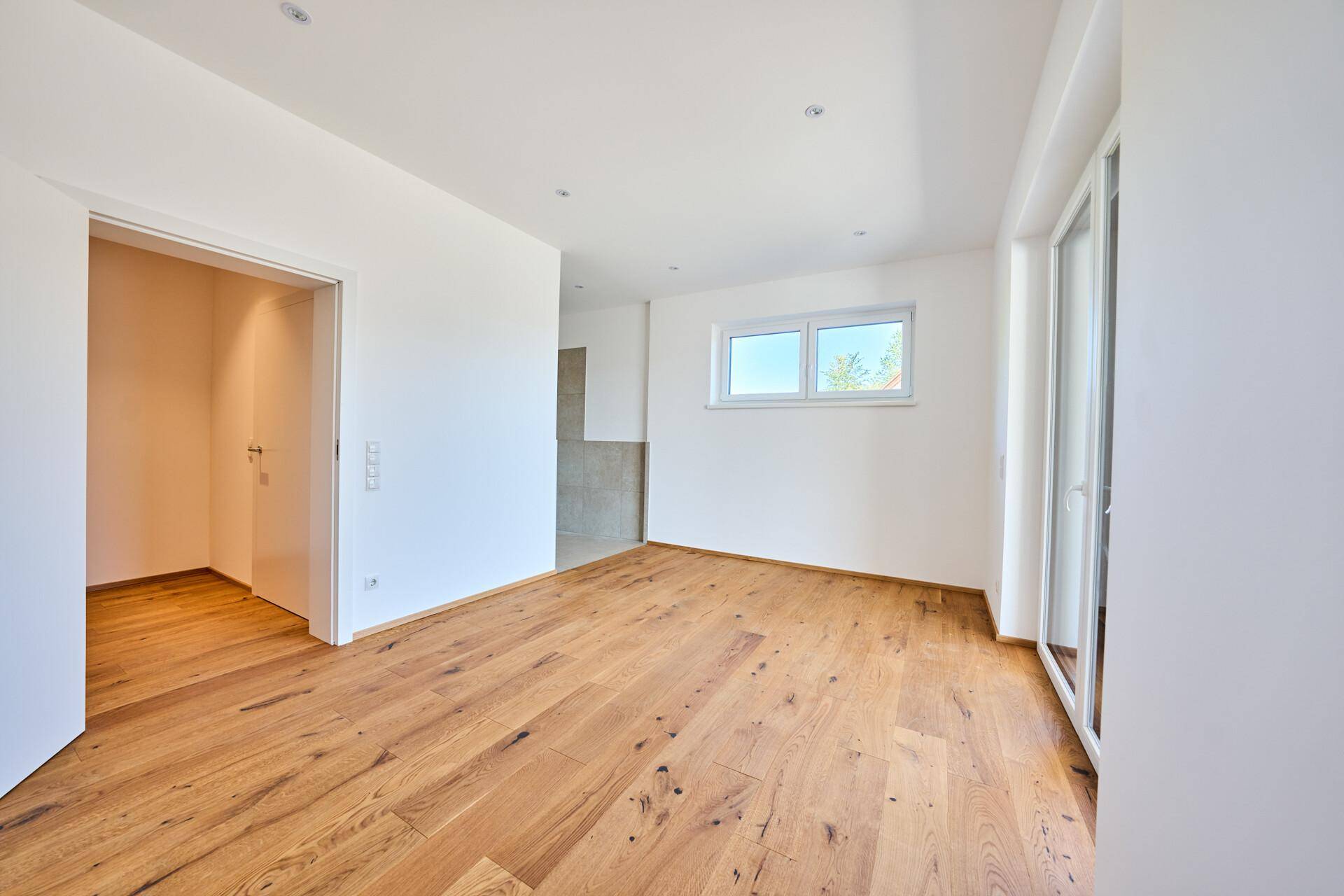 Schlafzimmer mit Badezimmer en suite Ans. 1