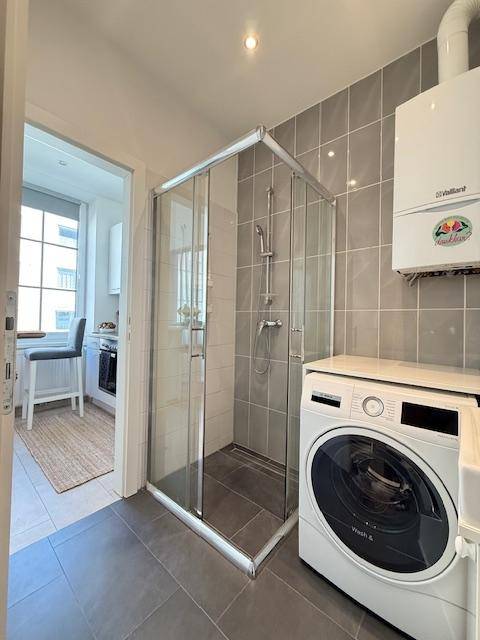 entzückende Altbau 1 Zimmer Wohnung - Widok 6