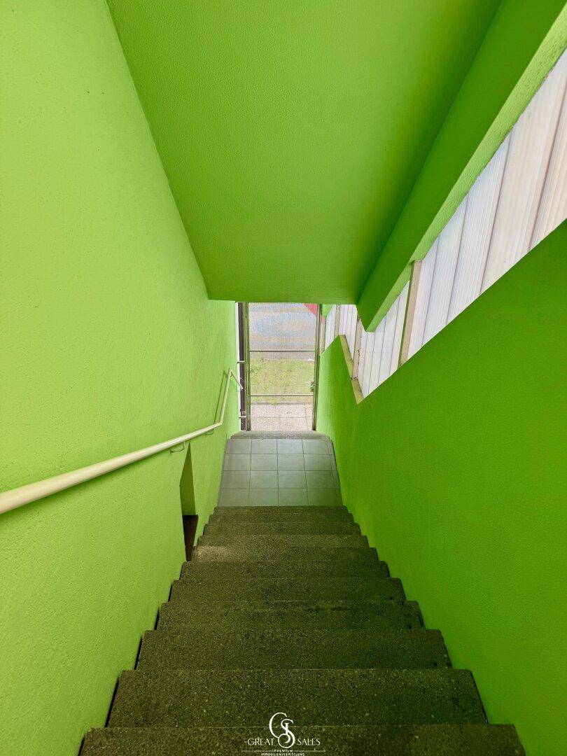 private Stiege - Zugang Wohnung