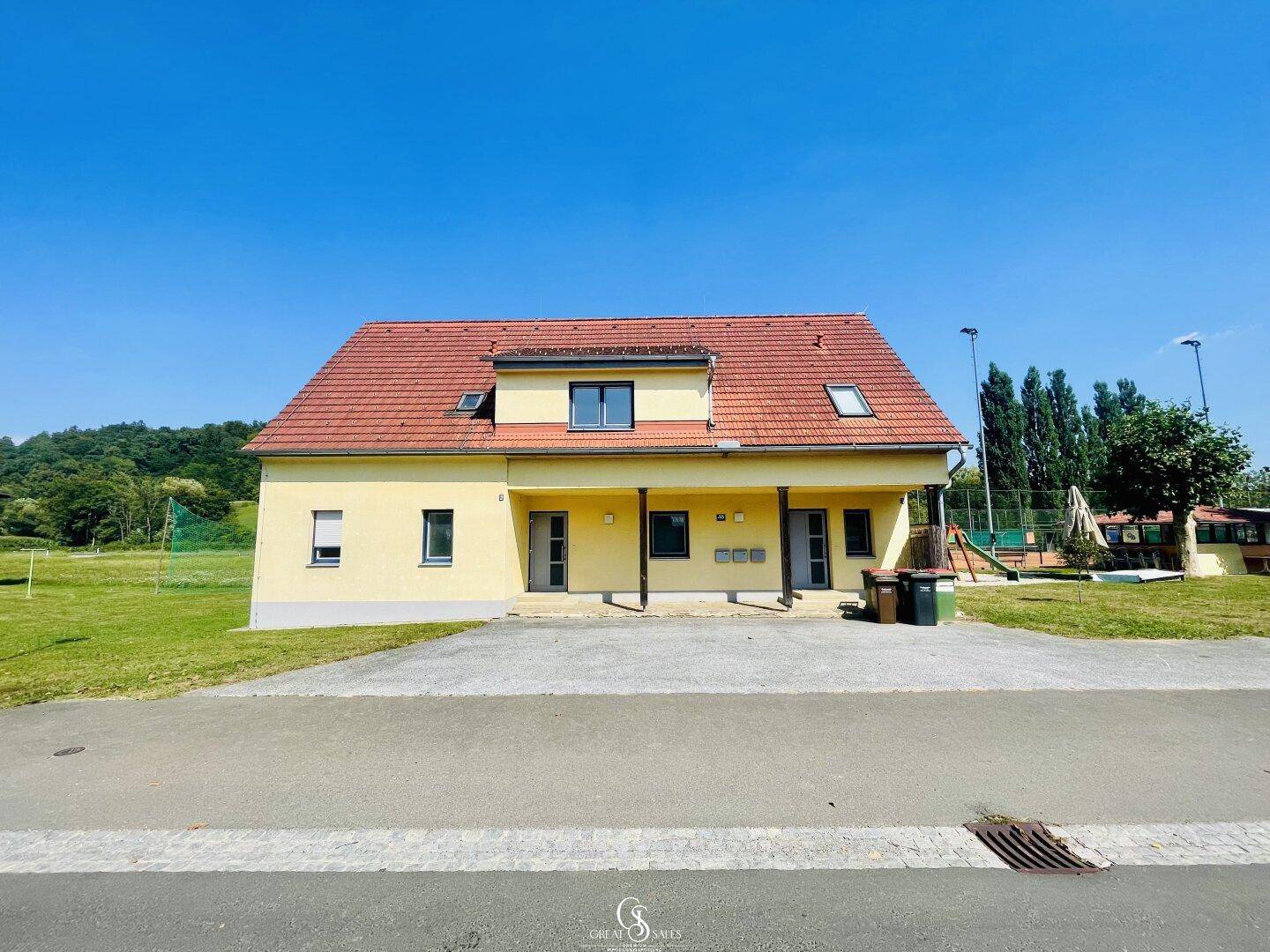 Wohnhaus Front