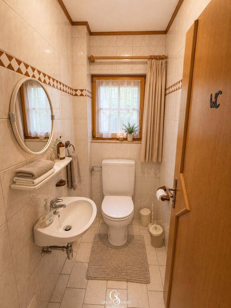 Getrenntes WC (Erdgeschoss)