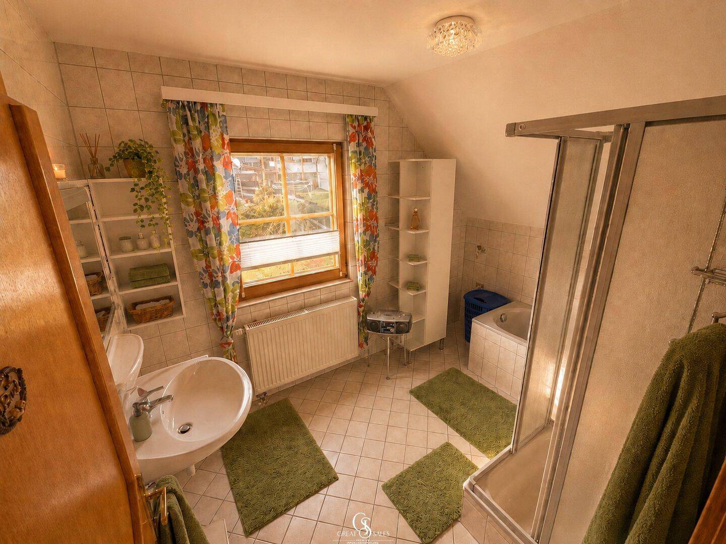 Badezimmer-2 (Obergeschoss)