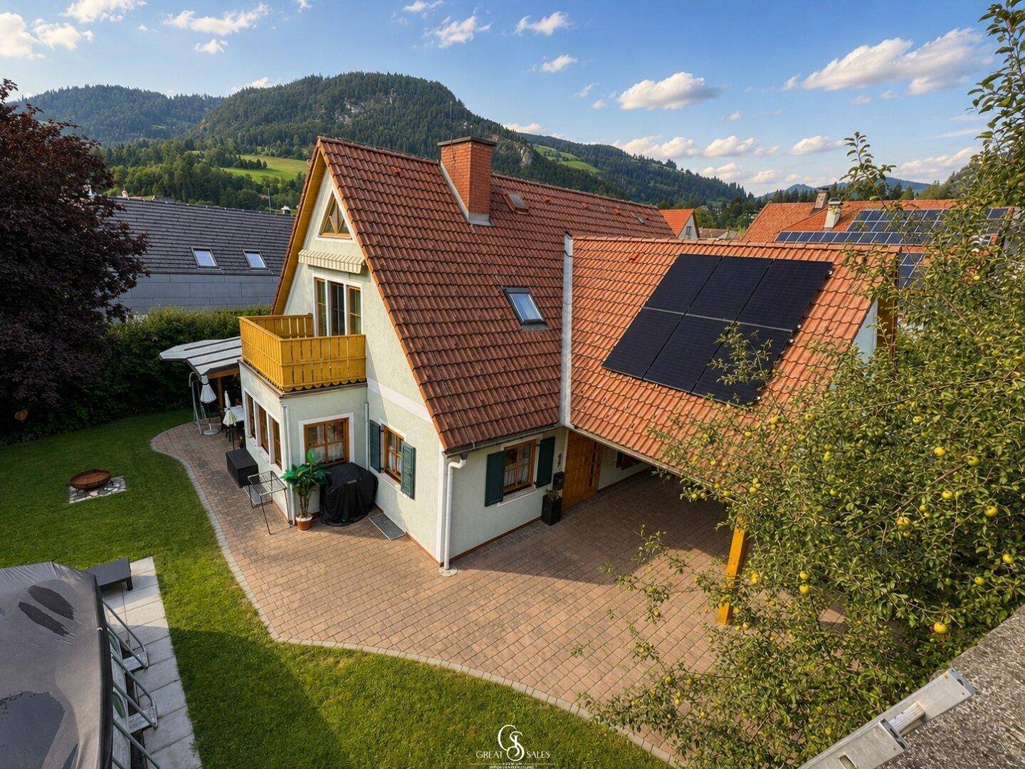 Eingang / Balkon / Terrasse