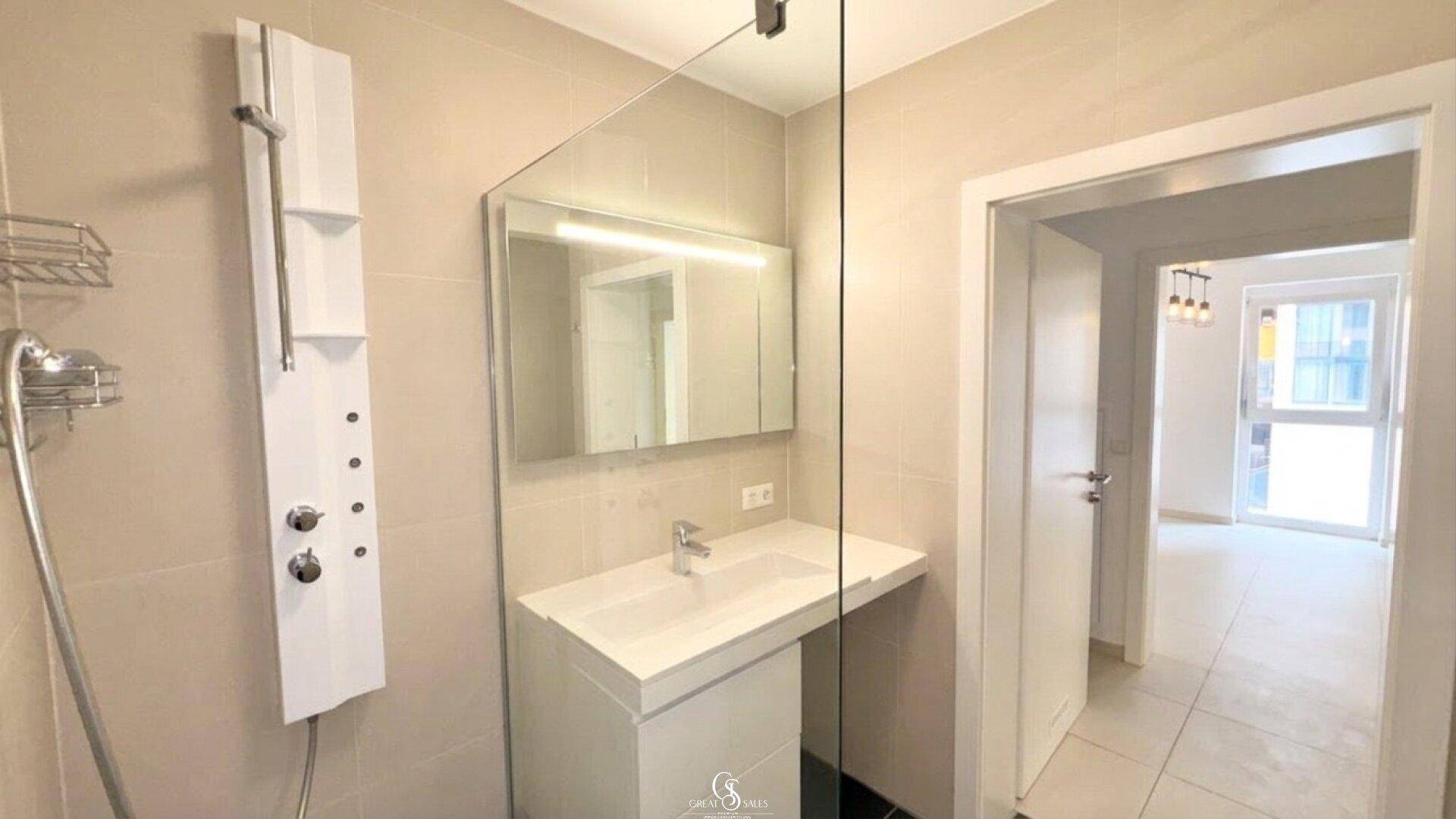 Badezimmer - mit walkin - Dusche