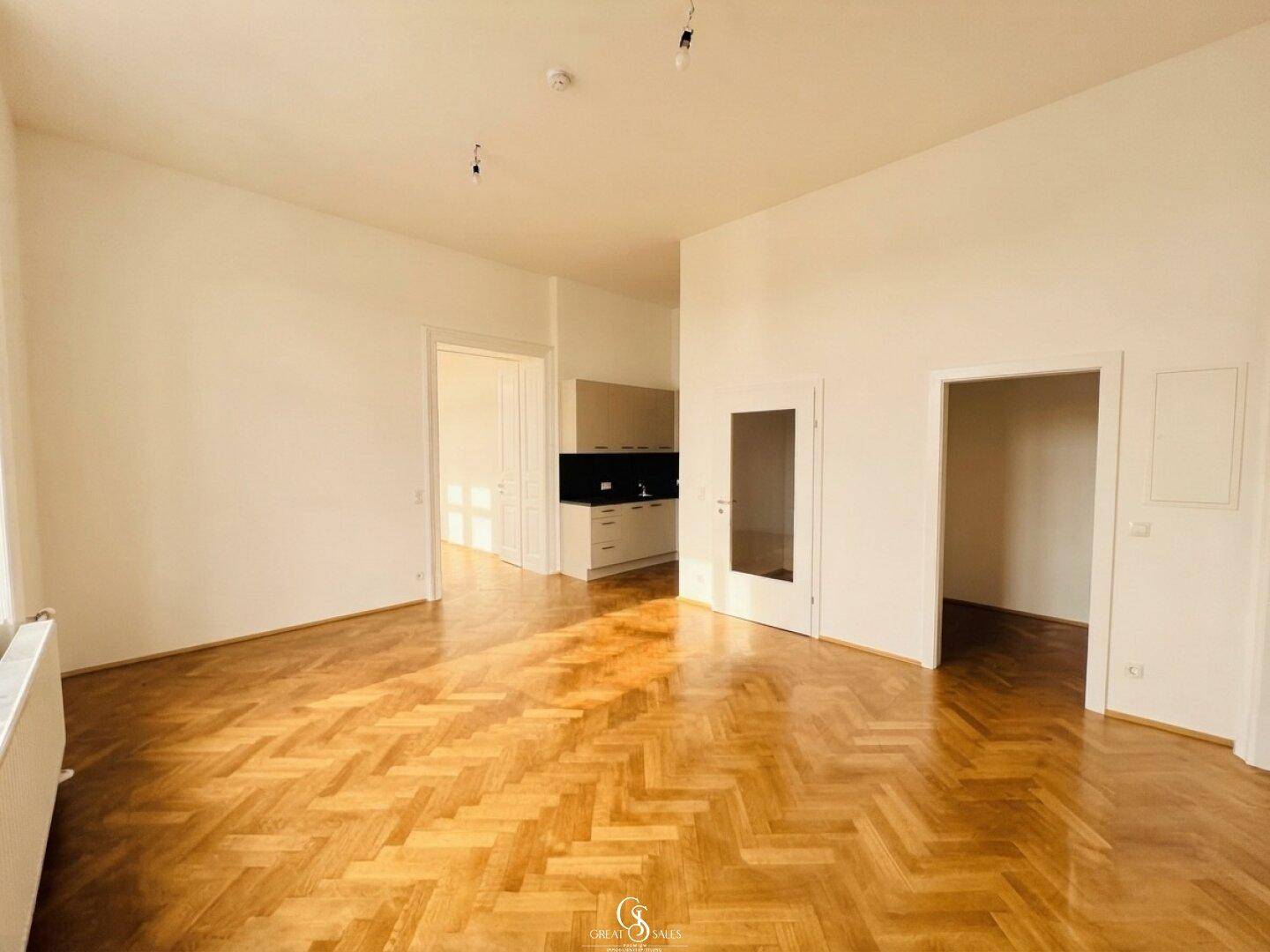Wohn-/Essbereich mit offener Küche