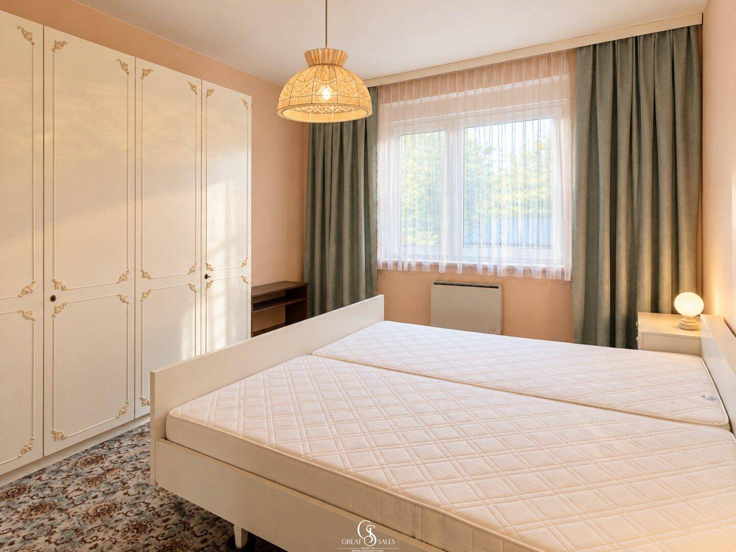 Schlafzimmer-1
