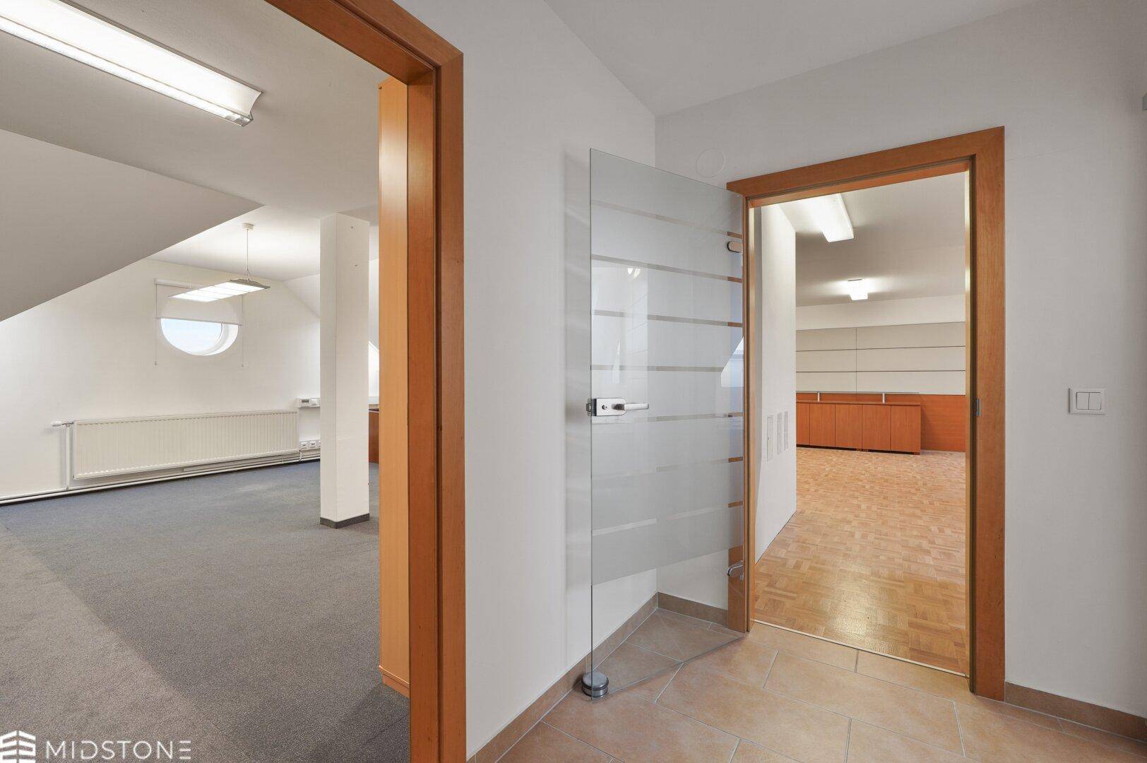 Zentrale Büro- oder Praxisfläche mit drei Räumen in Toplage von Horn - Ansicht 5