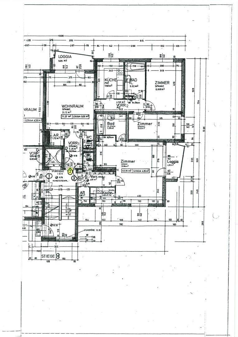Detaillierter Grundriss einer Wohnung mit Wohnraum, Küche, zwei Bädern, separatem WC und zwei Loggien.