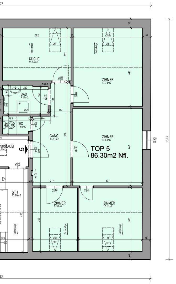 Grundrissplan einer Wohnung mit Küche, Bad, WC und mehreren Zimmern.