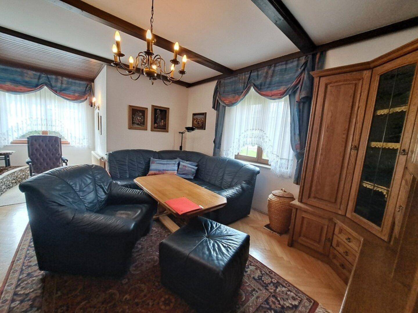 Charmantes Wohnhaus in sehr sonniger Lage - Ansicht 5