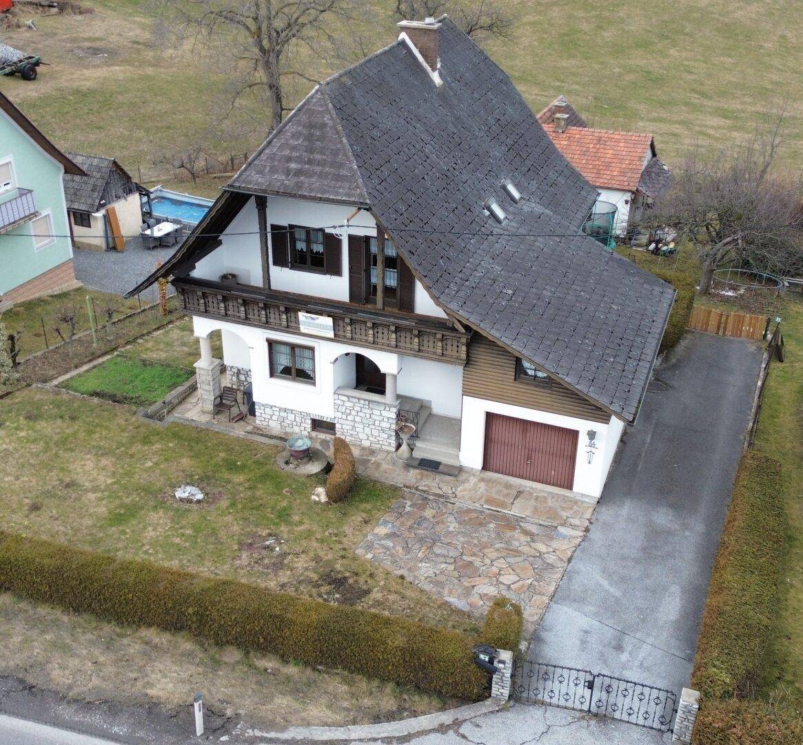 Charmantes Wohnhaus in sehr sonniger Lage - Ansicht 3