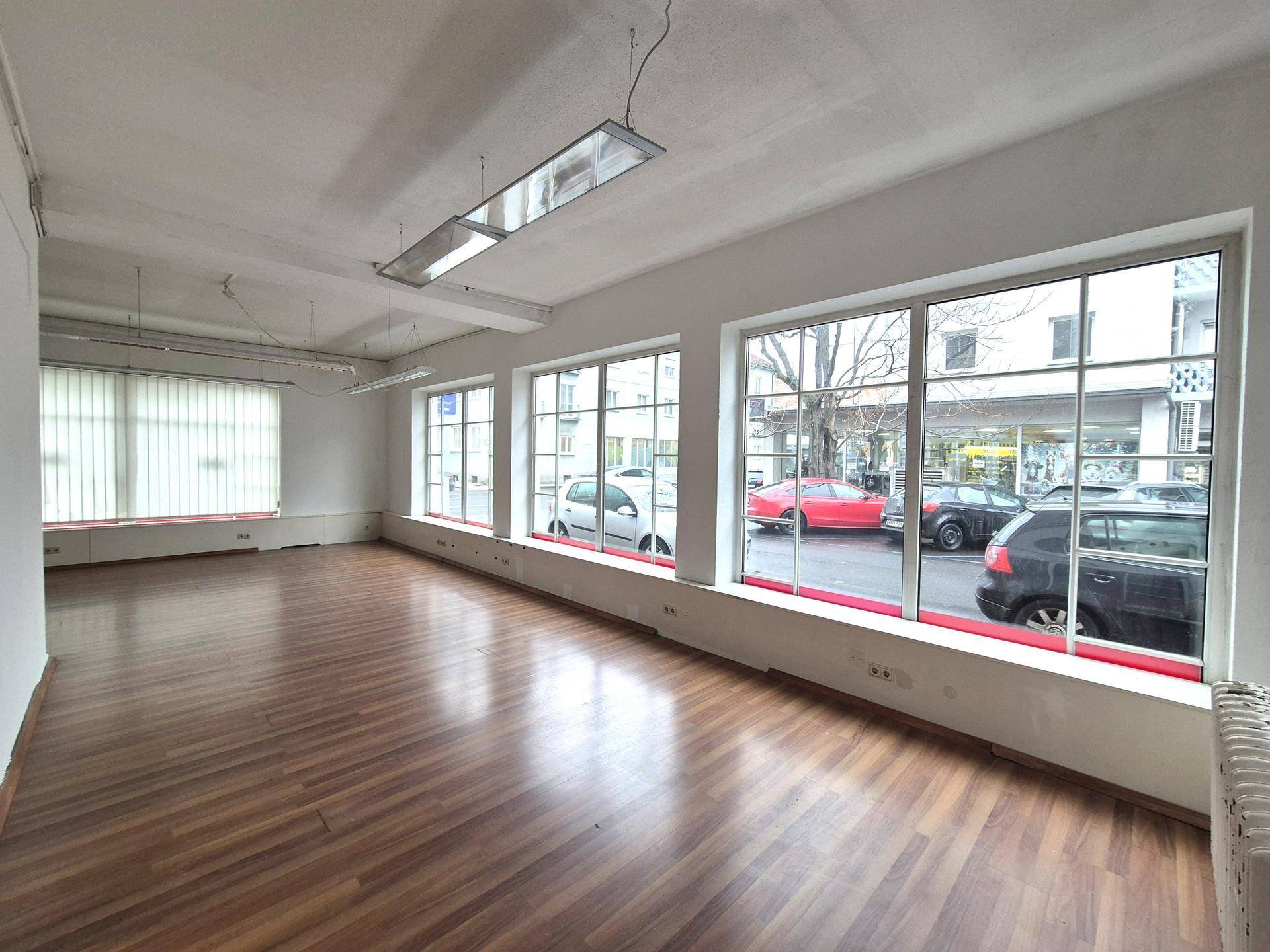 Provisionsfreies Geschäftslokal - Perfekte Lage, große Schaufenster! - Ansicht 3