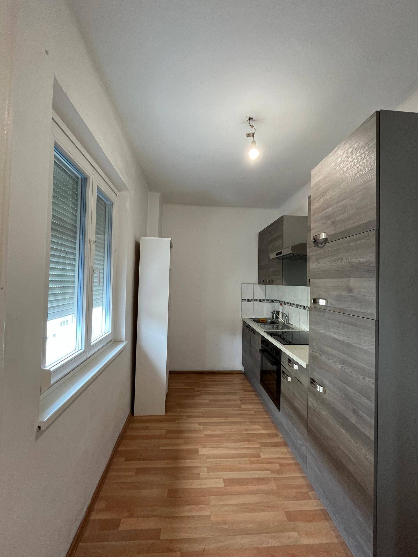 Provisionsfrei! Top aufgeteilte, helle 2-Zimmer-Wohnung in zentraler Lage von Wiener Neustadt - Ansicht 5