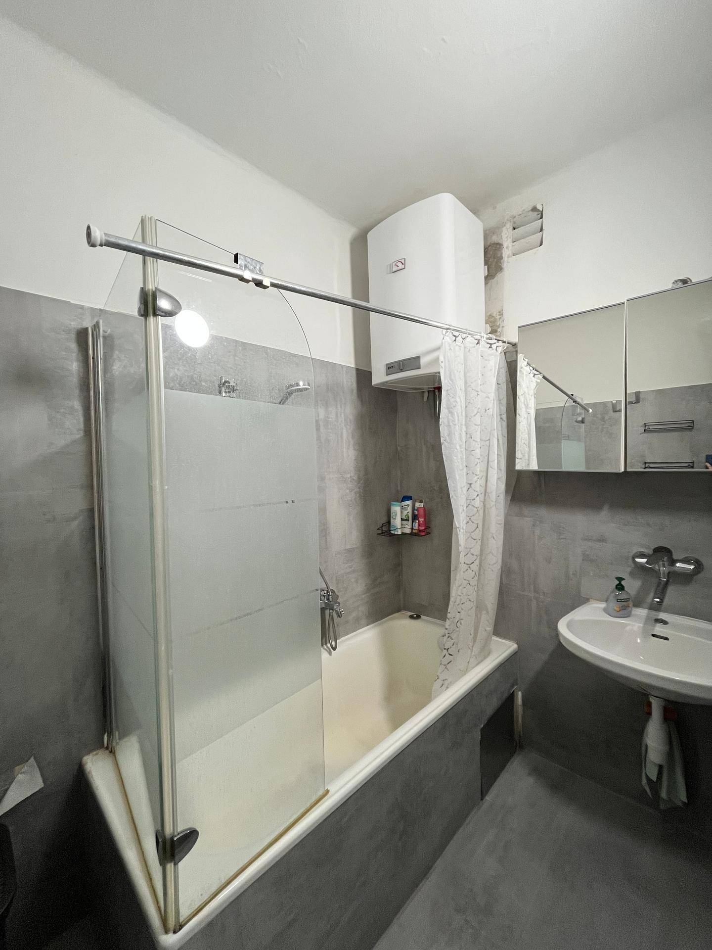 Provisionsfrei! Top aufgeteilte, helle 2-Zimmer-Wohnung in zentraler Lage von Wiener Neustadt - Ansicht 6