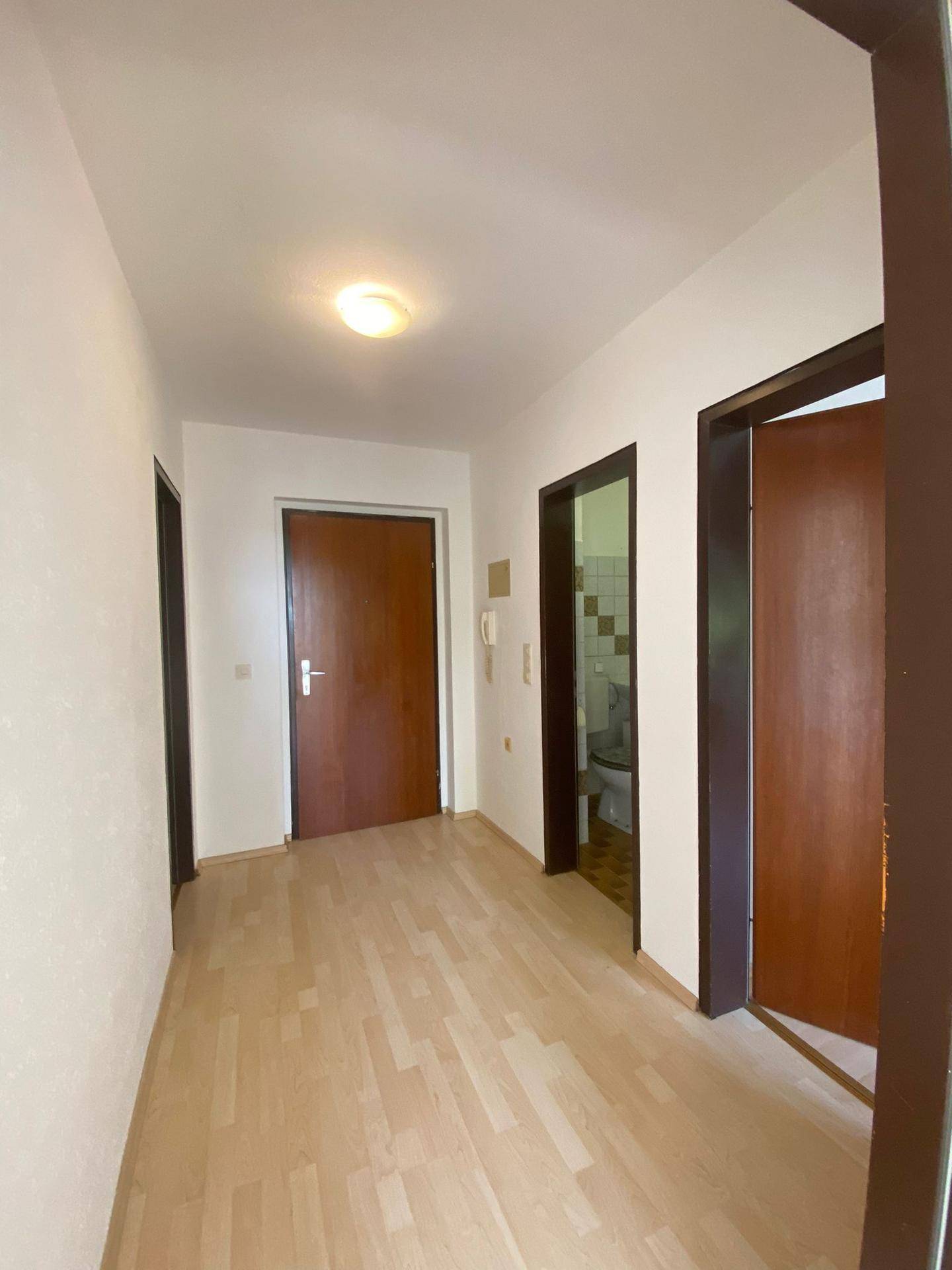 2-Zimmer-Wohnung mit Balkon und Tiefgaragenplatz in Braunau - Ansicht 6