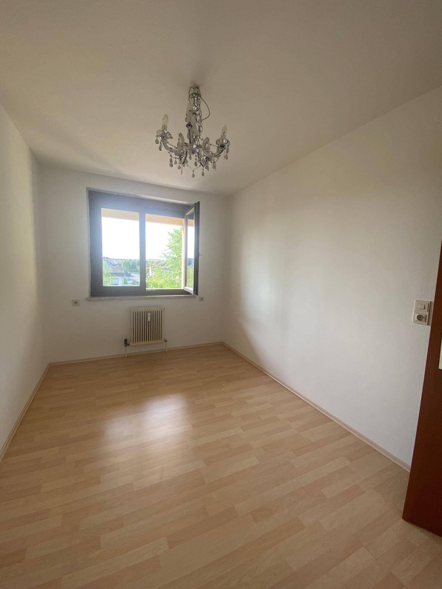 2-Zimmer-Wohnung mit Balkon und Tiefgaragenplatz in Braunau - Mehr