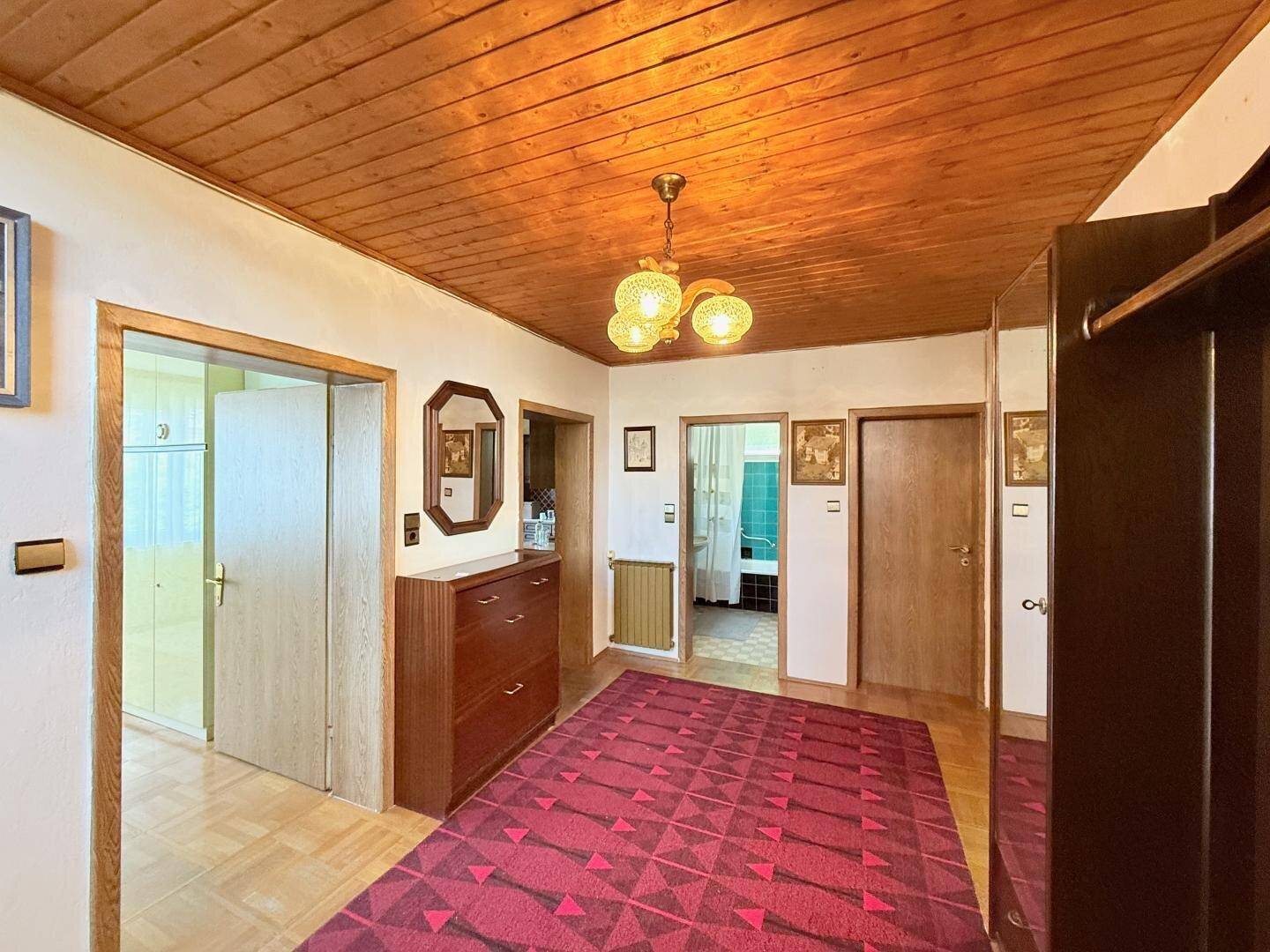 großzügiges Vorzimmer