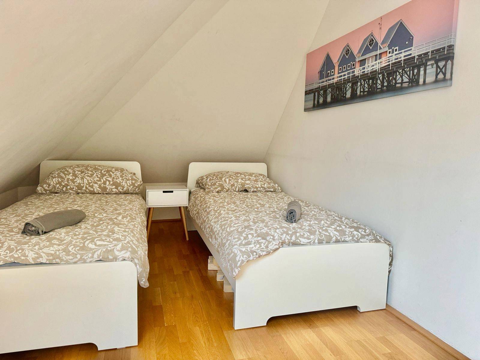 2. Schlafzimmer