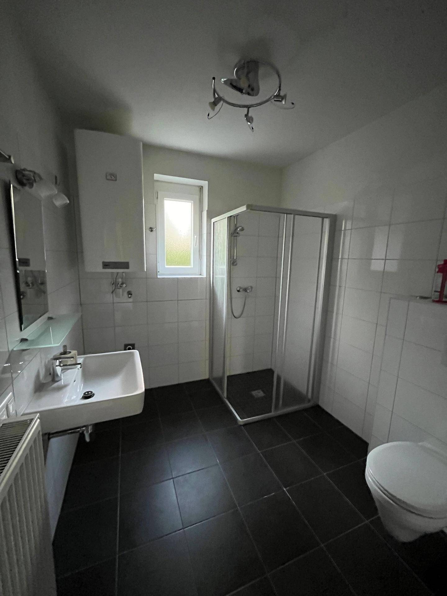 Top 3 Badezimmer Bild 2.jpg