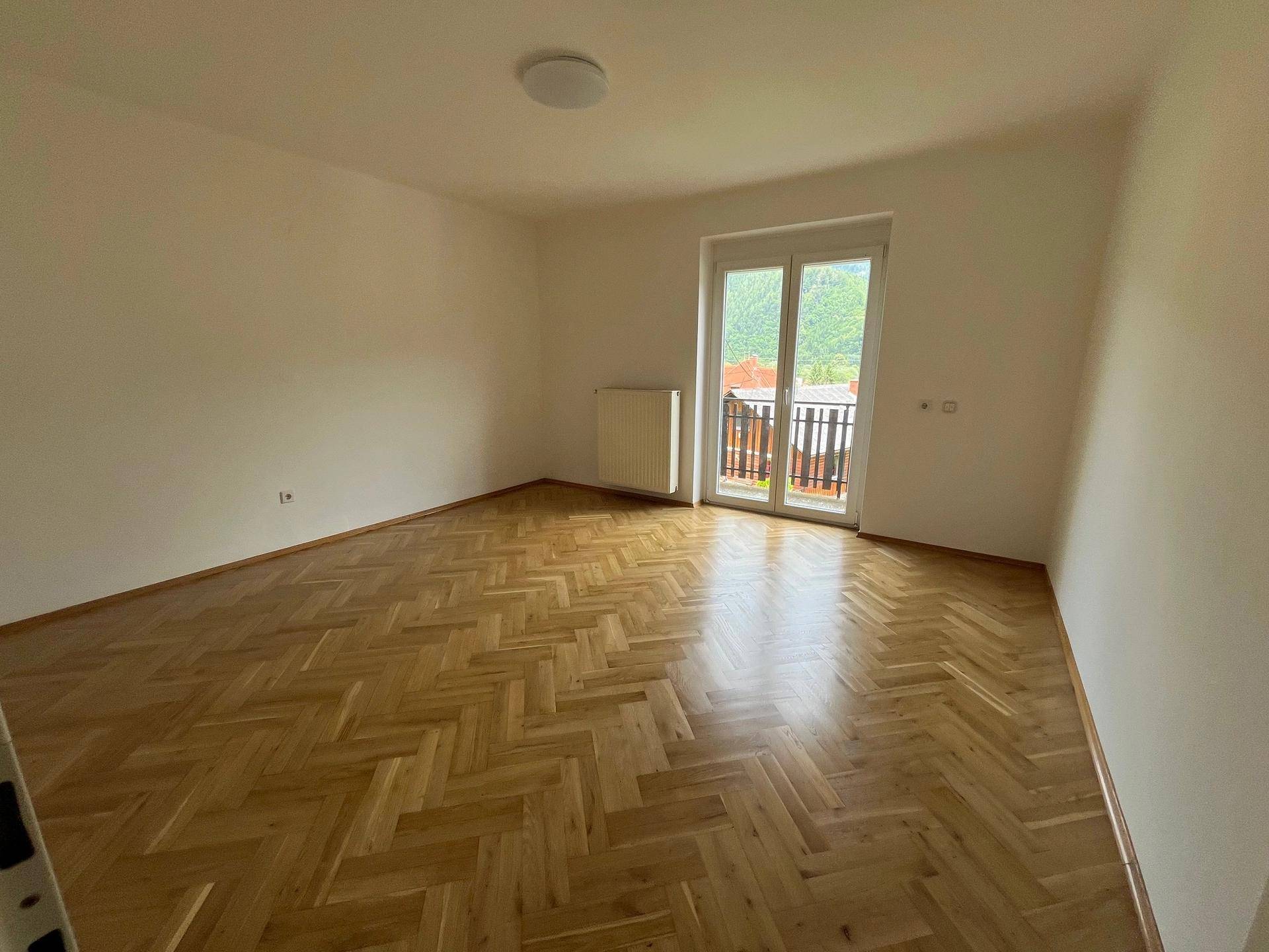 Schlafzimmer OG.jpg
